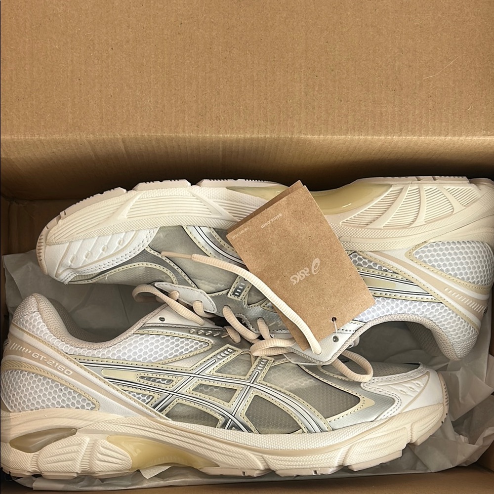 NIB Men’s ASICS x Above the clouds GT-2160 Sneakers in Cream and Silver/Gray